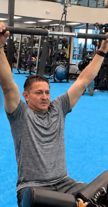 El mismo cliente después, 77 kg